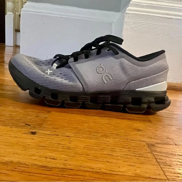 EUC On Running Cloud X4 Training Shoes in Purple and Black, Women’s Size 7.5 - Picture 6 of 10